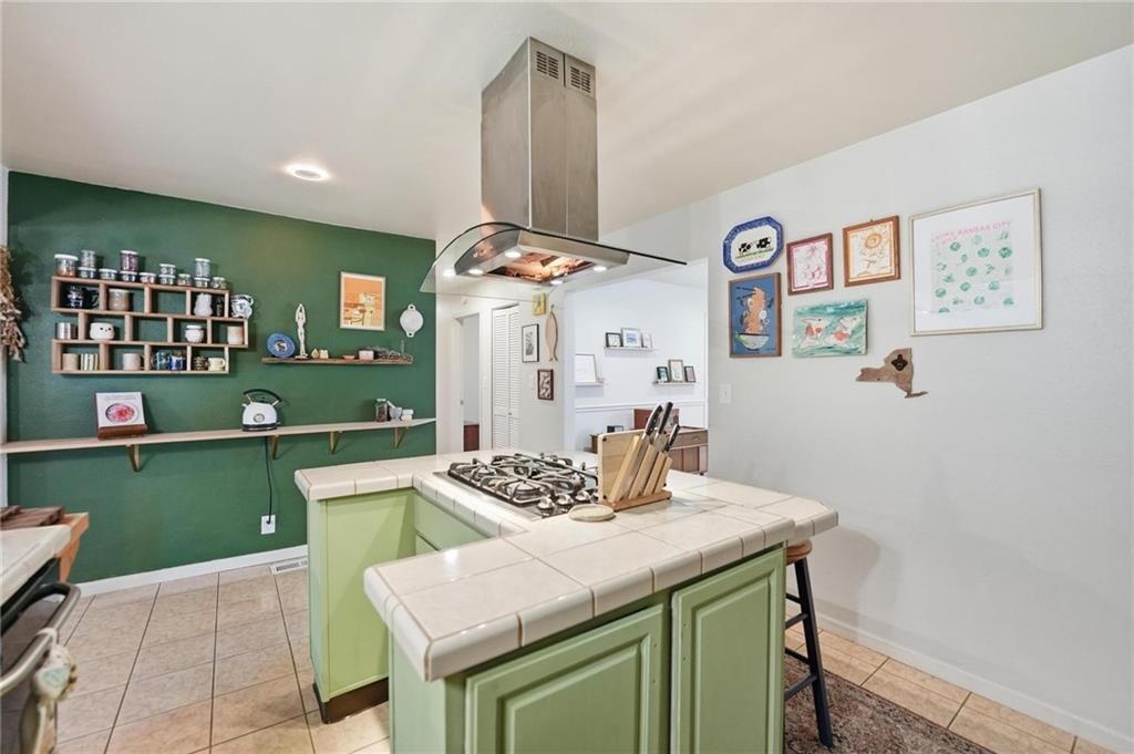 7305 James A Reed Road — photo 14