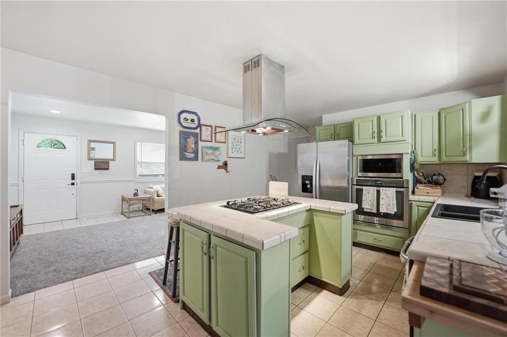 7305 James A Reed Road — photo 15
