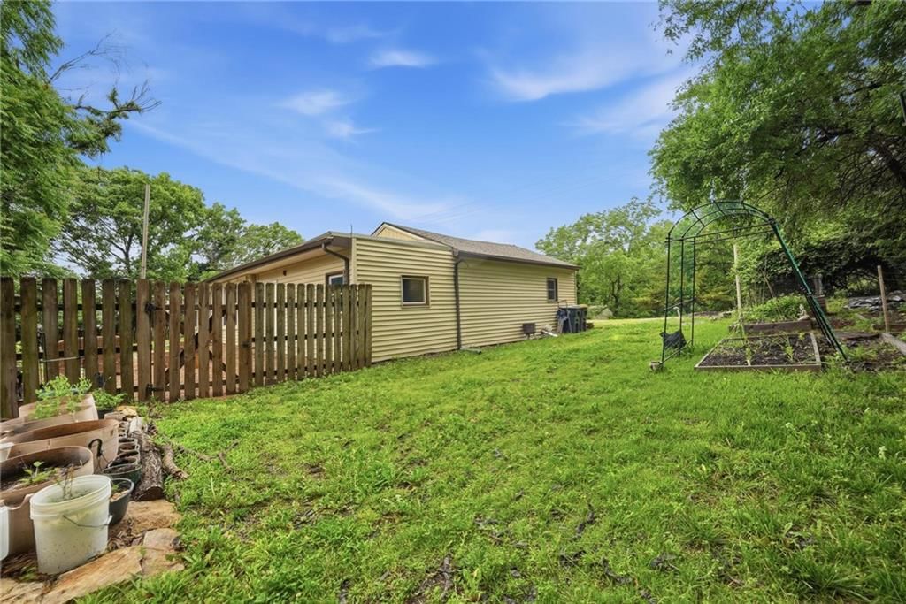 7305 James A Reed Road — photo 33