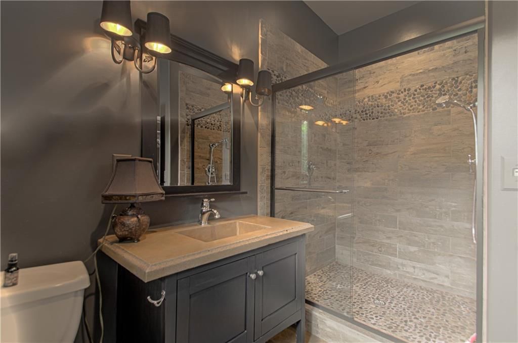 8700 Meadow Lane — photo 35
