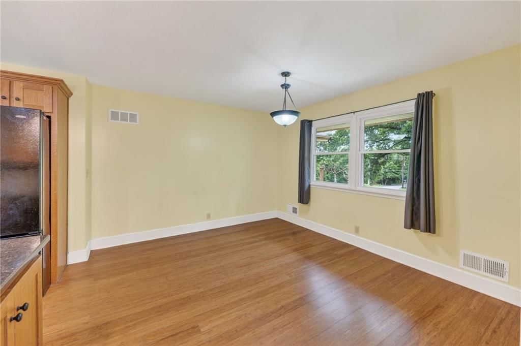 203 S Titus Avenue — photo 8