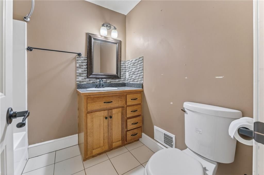 203 S Titus Avenue — photo 21