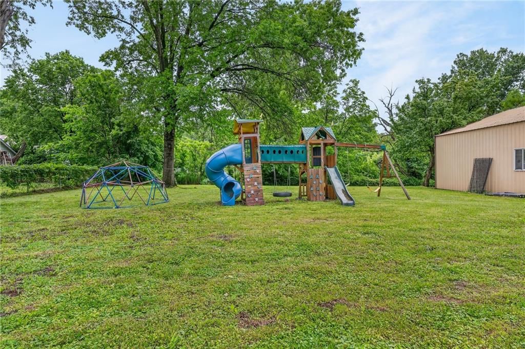 203 S Titus Avenue — photo 29