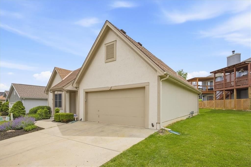 4807 NW 59th Court — photo 3