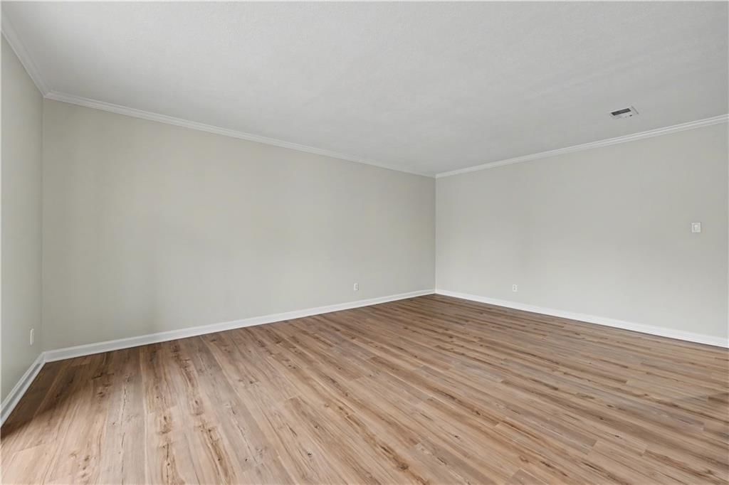 10106 W 96th Terrace — photo 8
