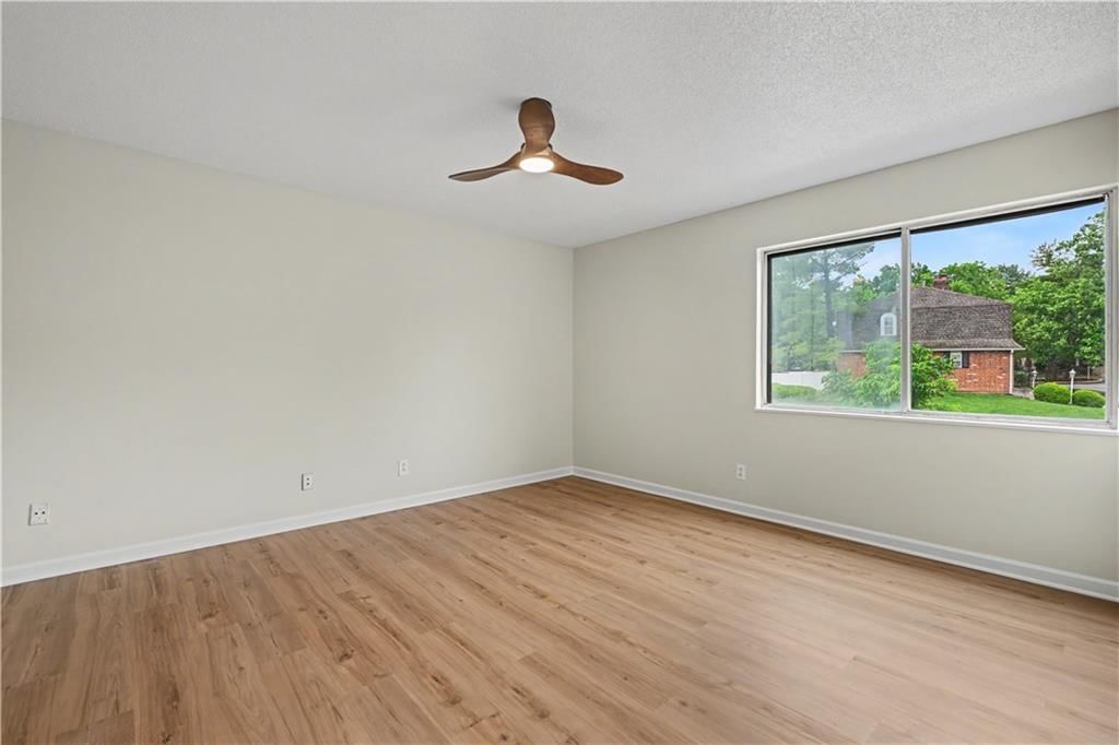 10106 W 96th Terrace — photo 11