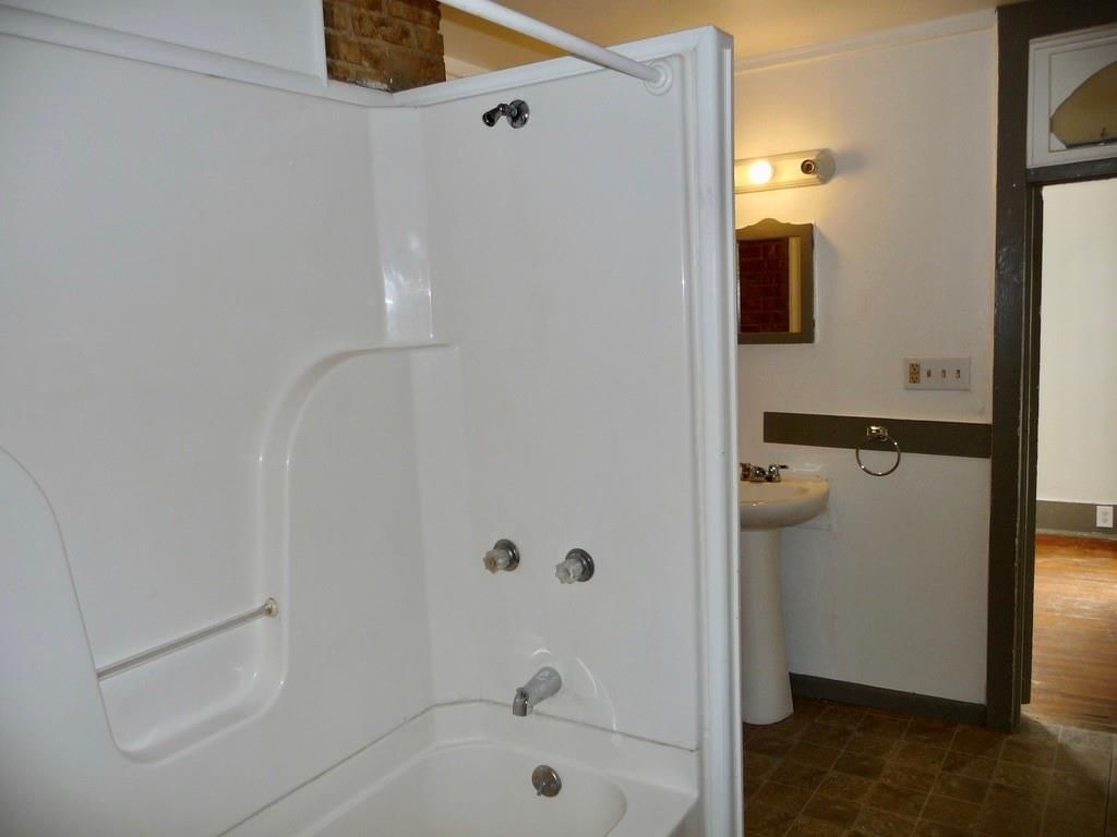 325 McGoodwin Street — photo 12