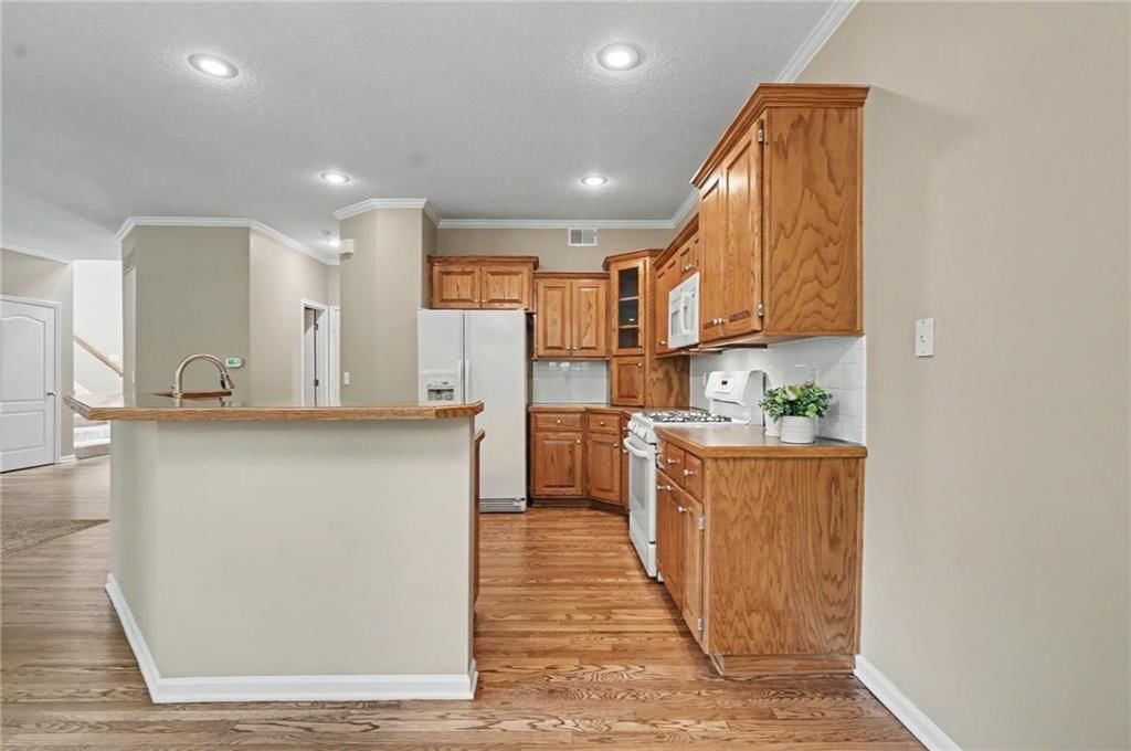 6340 Millridge Street — photo 12