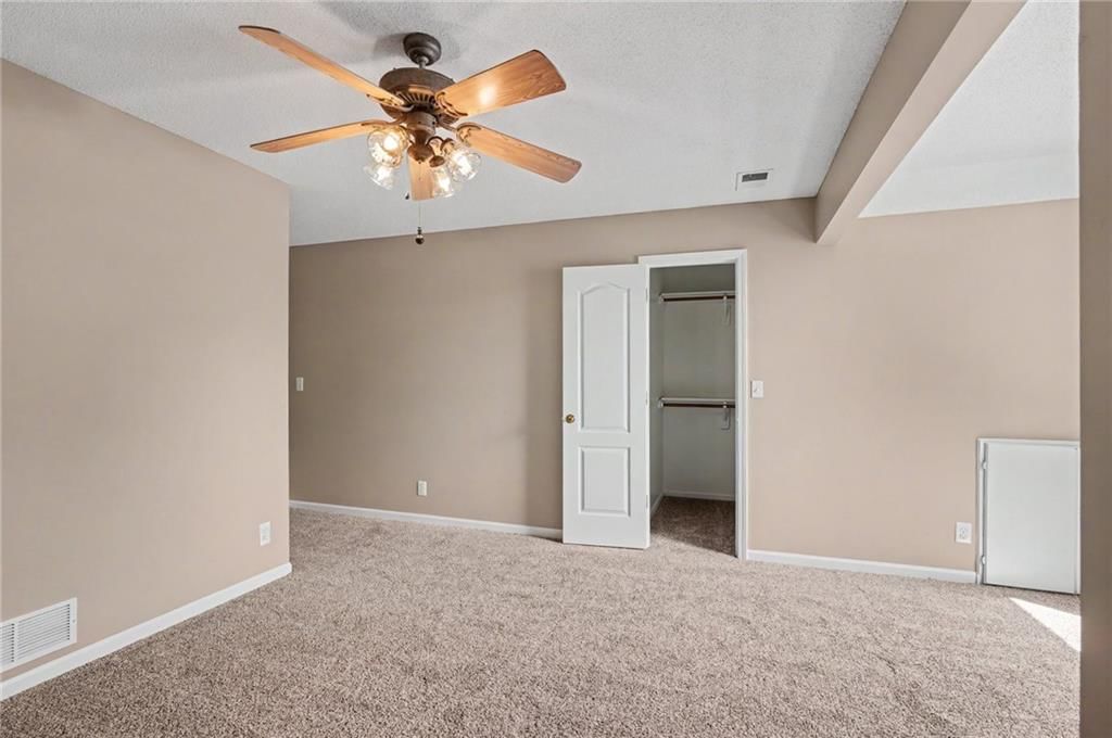 6340 Millridge Street — photo 26