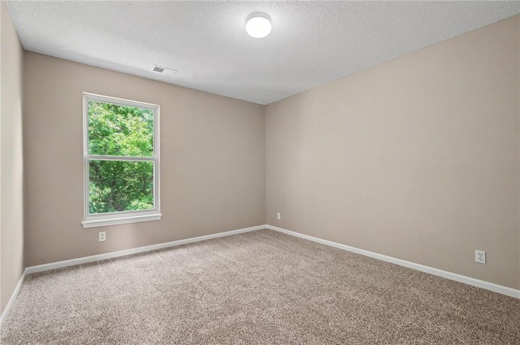 6340 Millridge Street — photo 27