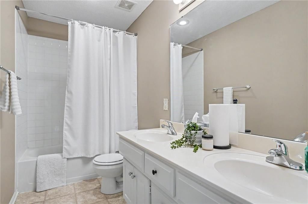 6340 Millridge Street — photo 31