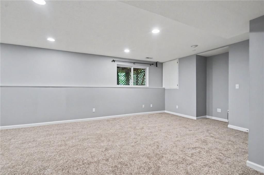 6340 Millridge Street — photo 33