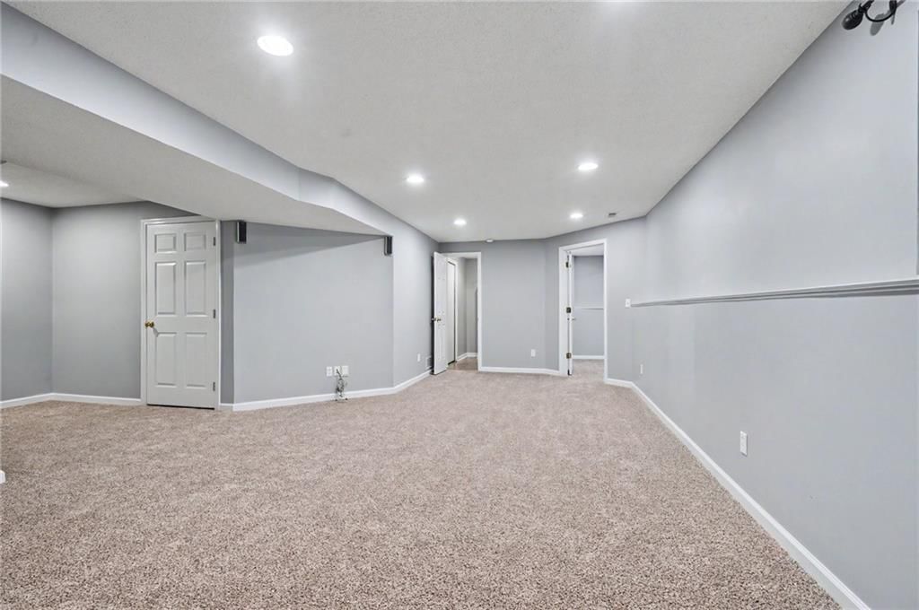 6340 Millridge Street — photo 35