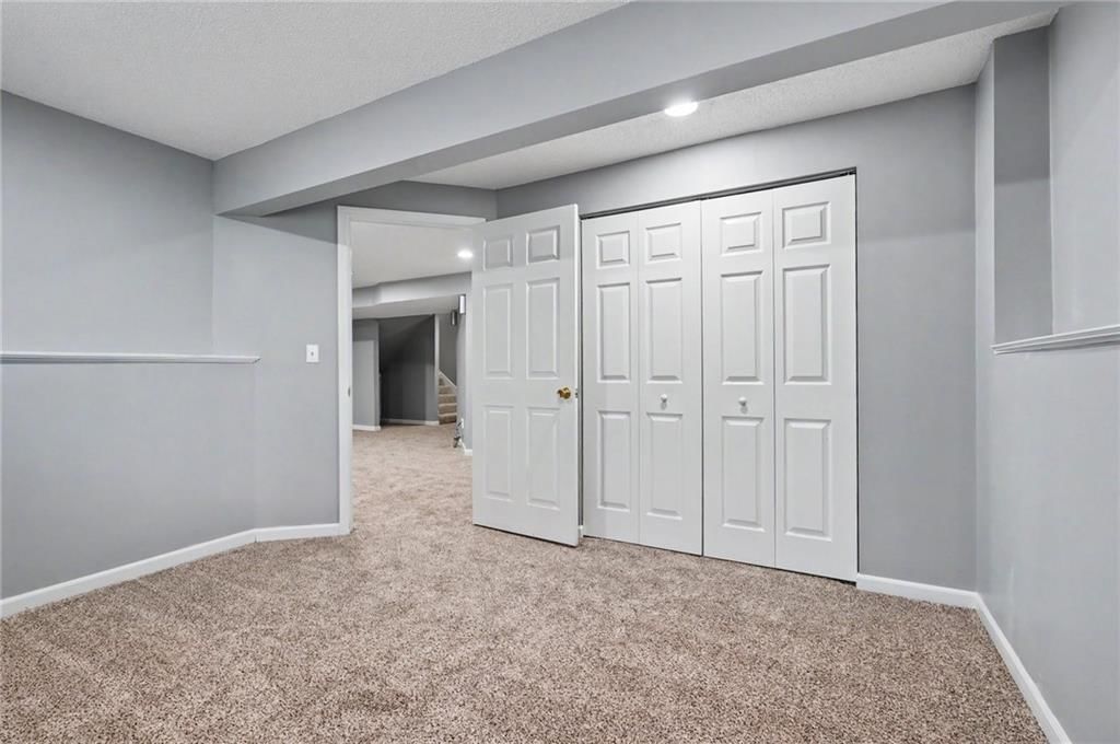 6340 Millridge Street — photo 37