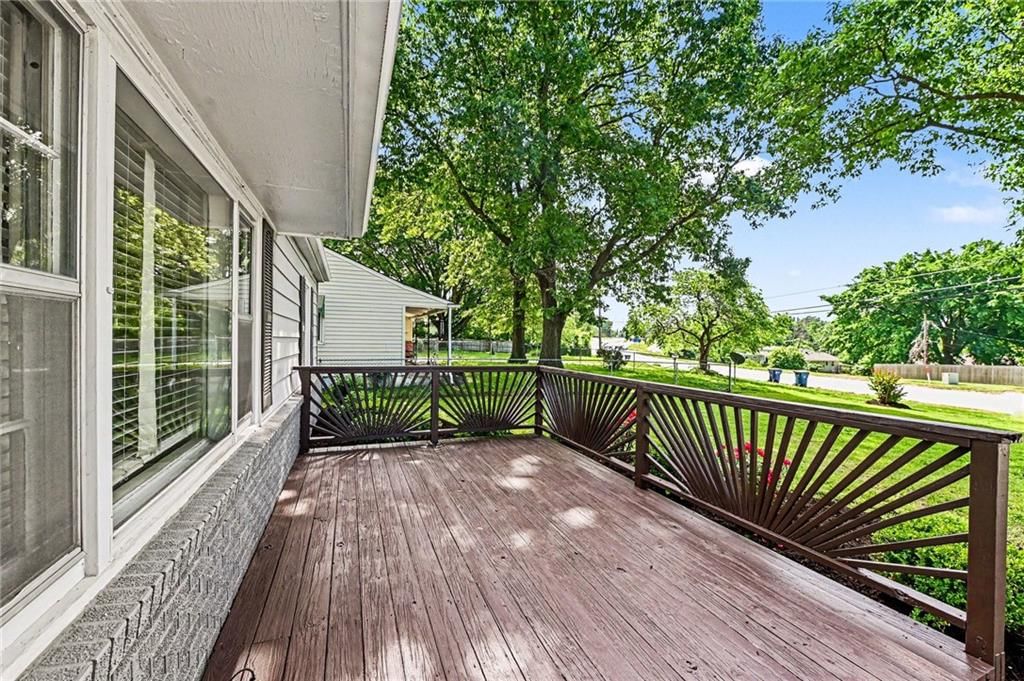 30 S Village Drive — photo 4