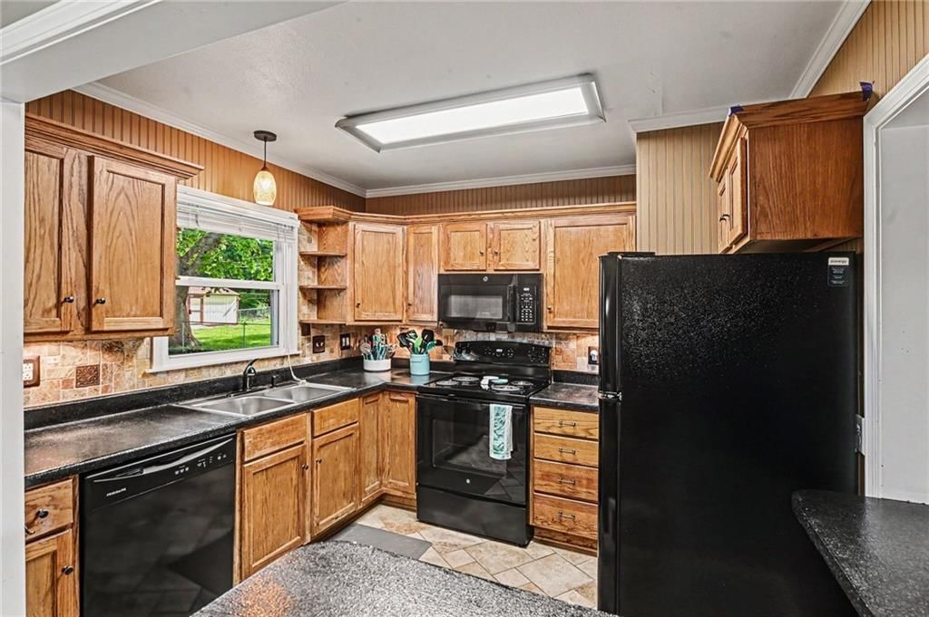 30 S Village Drive — photo 12