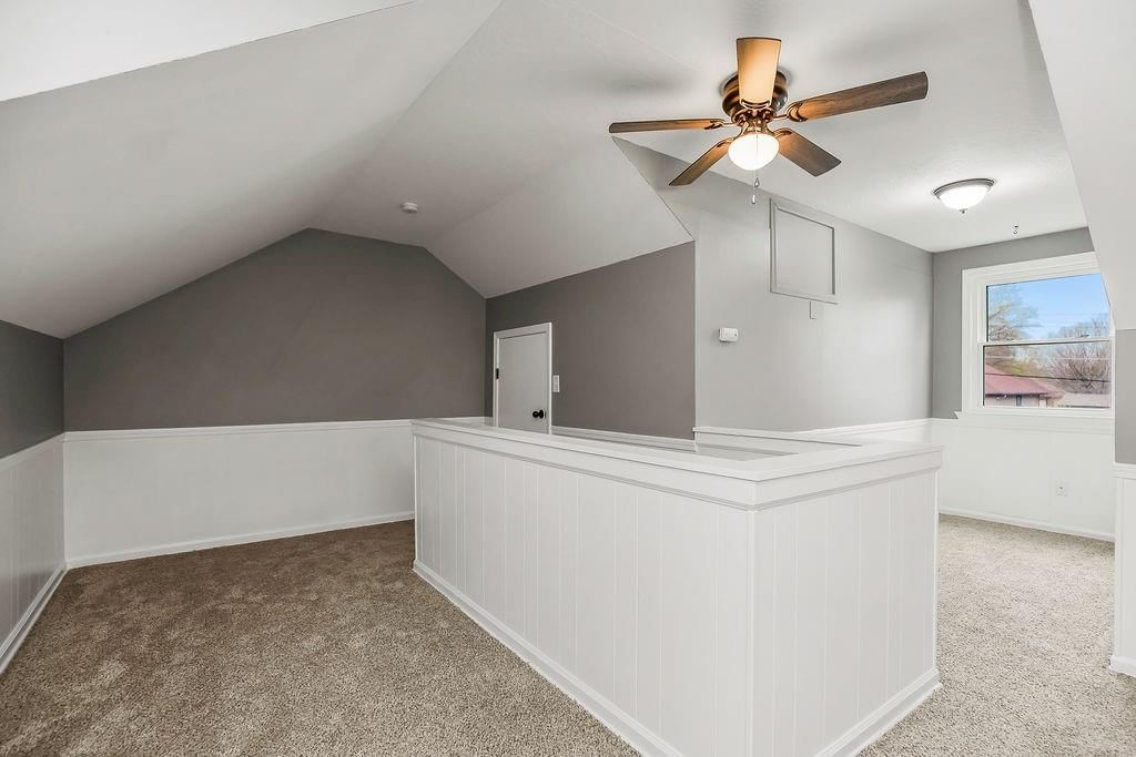 319 SE Ridgeview Drive — photo 31