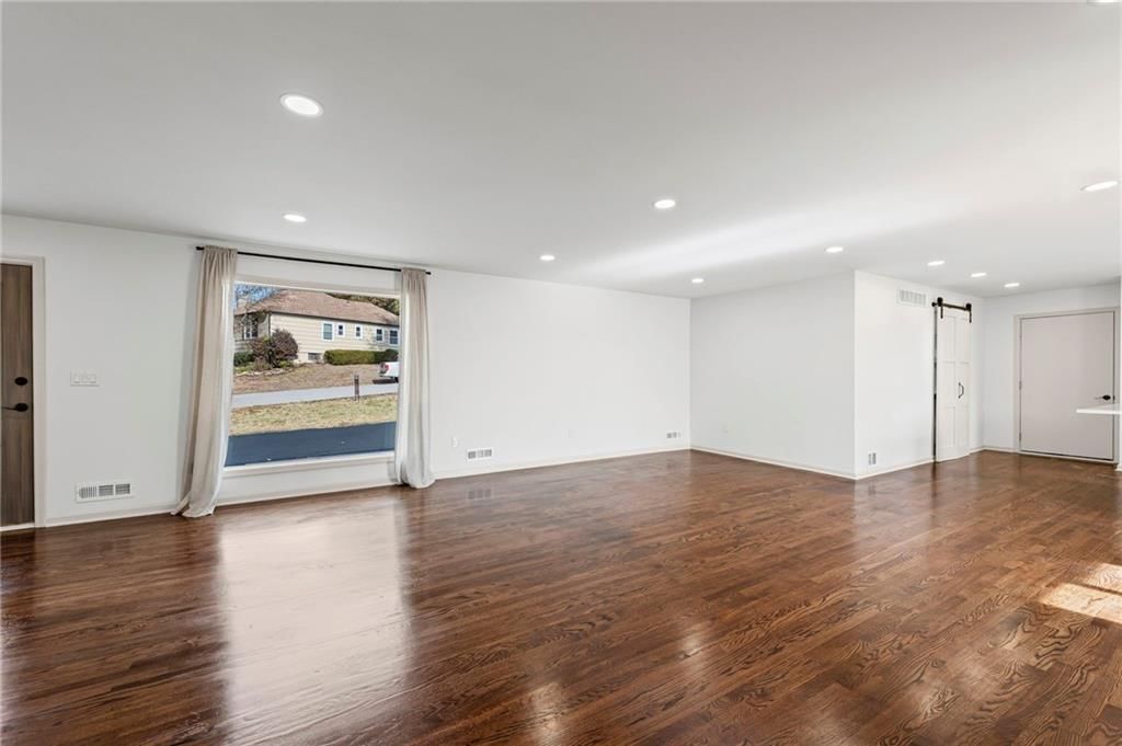 1309 W 100TH Terrace — photo 11