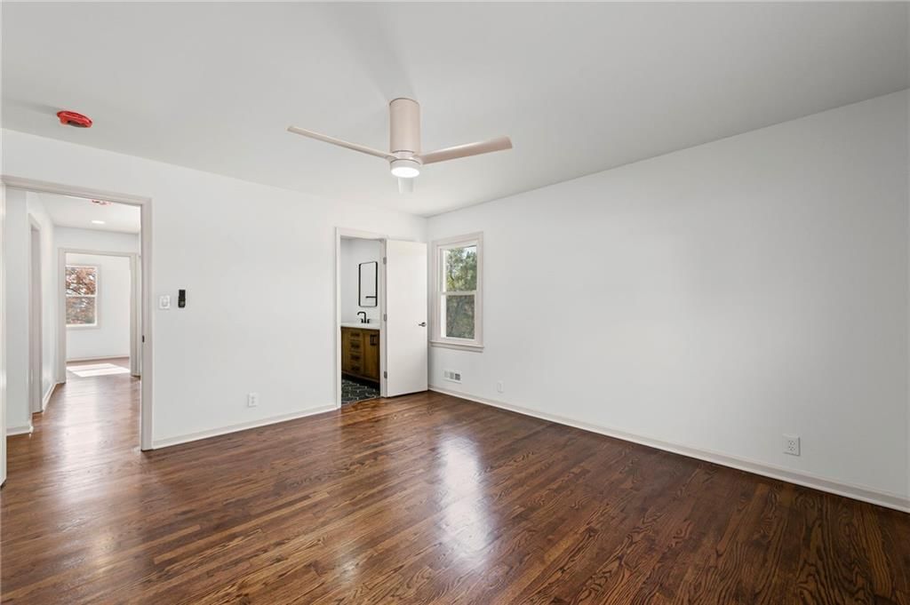 1309 W 100TH Terrace — photo 17