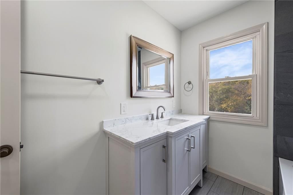 1309 W 100TH Terrace — photo 24
