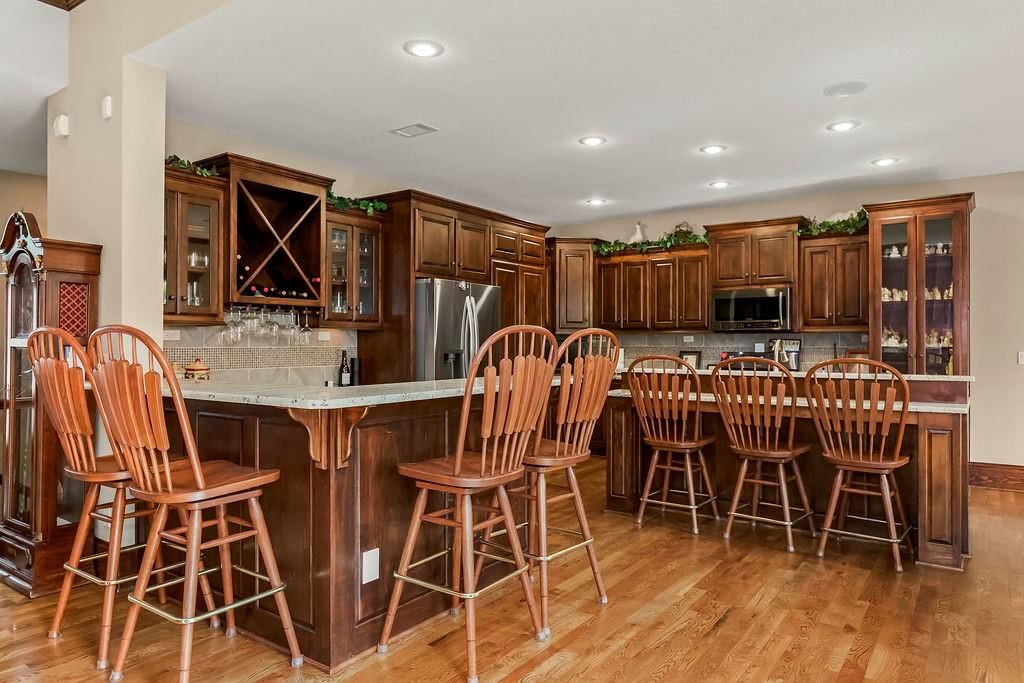 6817 Millbrook Street — photo 9
