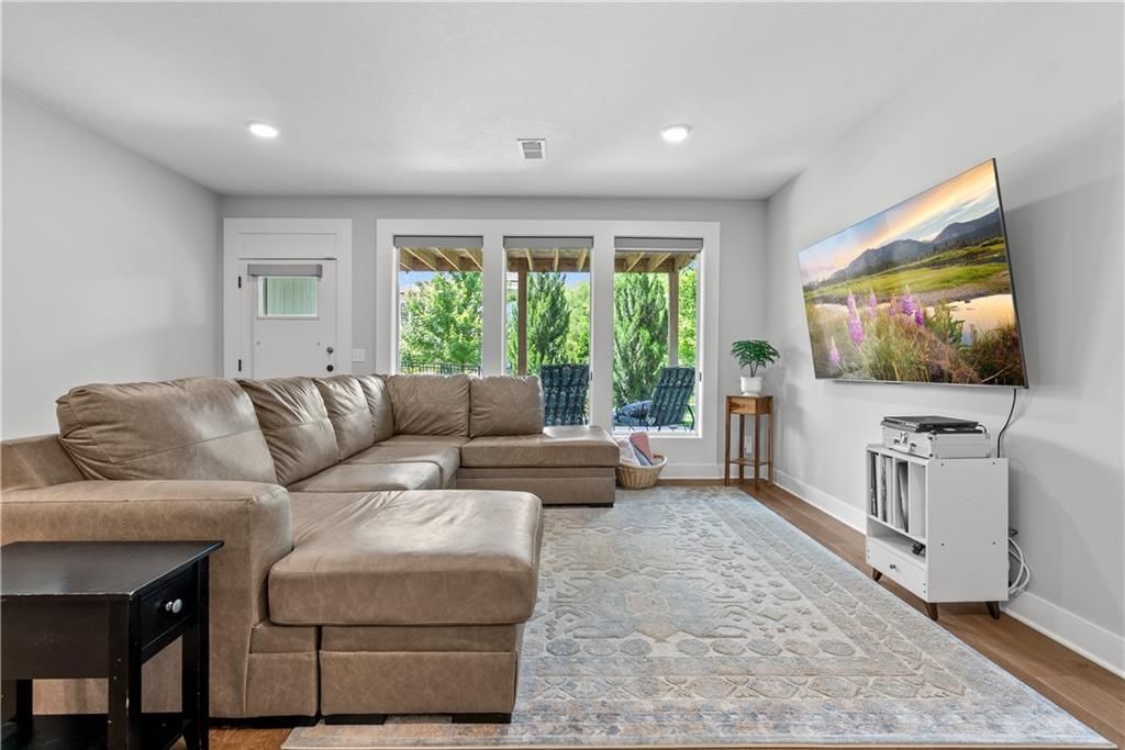 8882 McCoy Street — photo 30