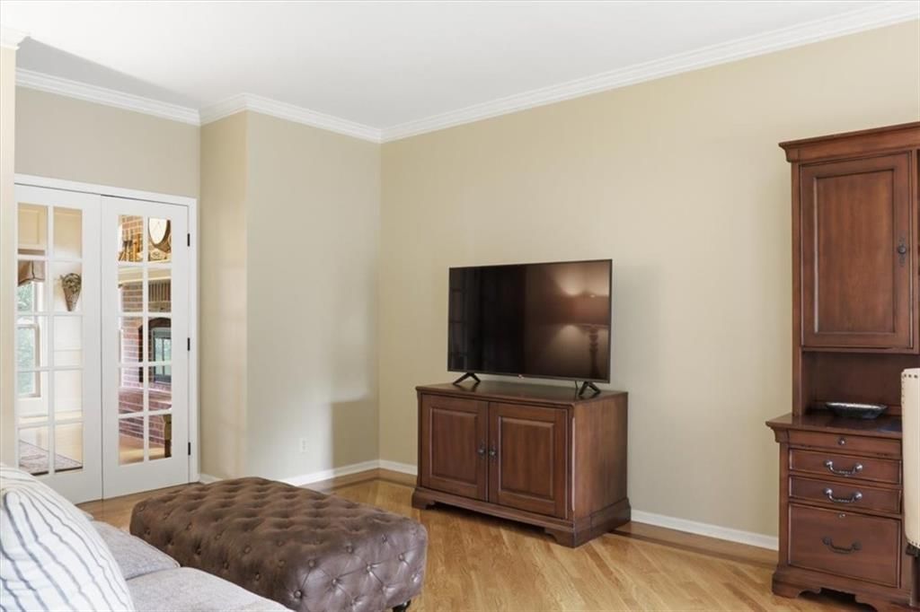 8601 W 139th Street — photo 22