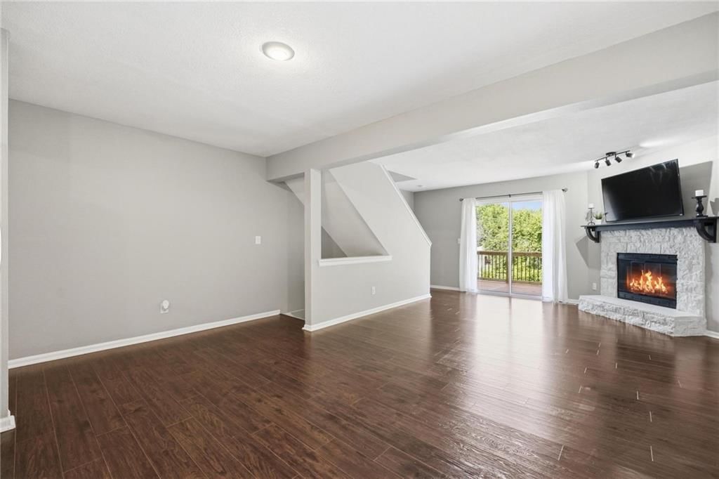 2604 S Peck Court — photo 6