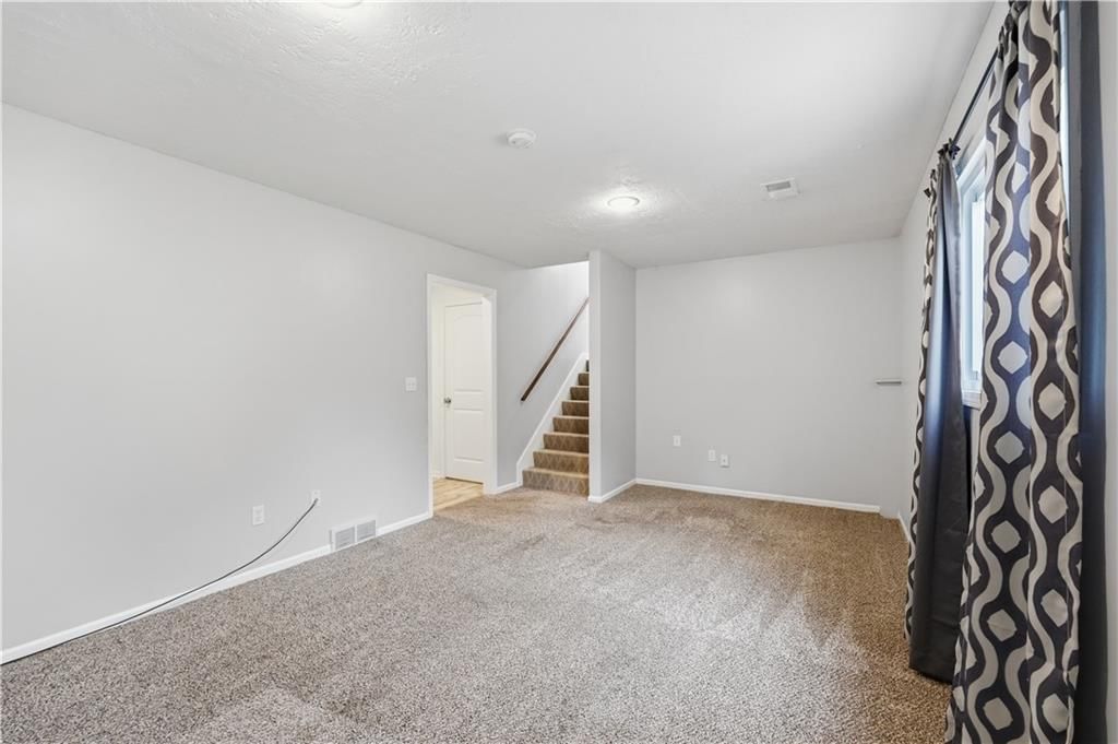 15132 S Locust Street — photo 24