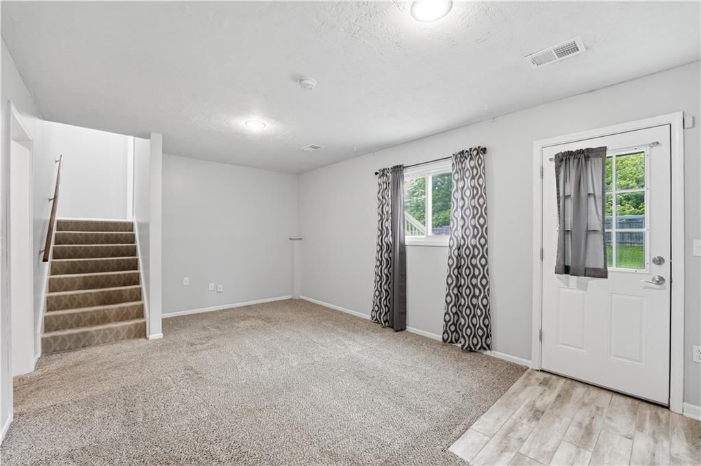 15132 S Locust Street — photo 25
