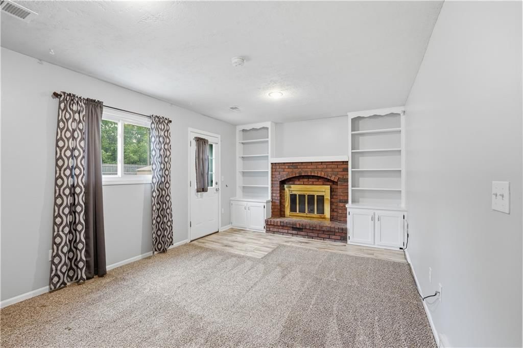 15132 S Locust Street — photo 26