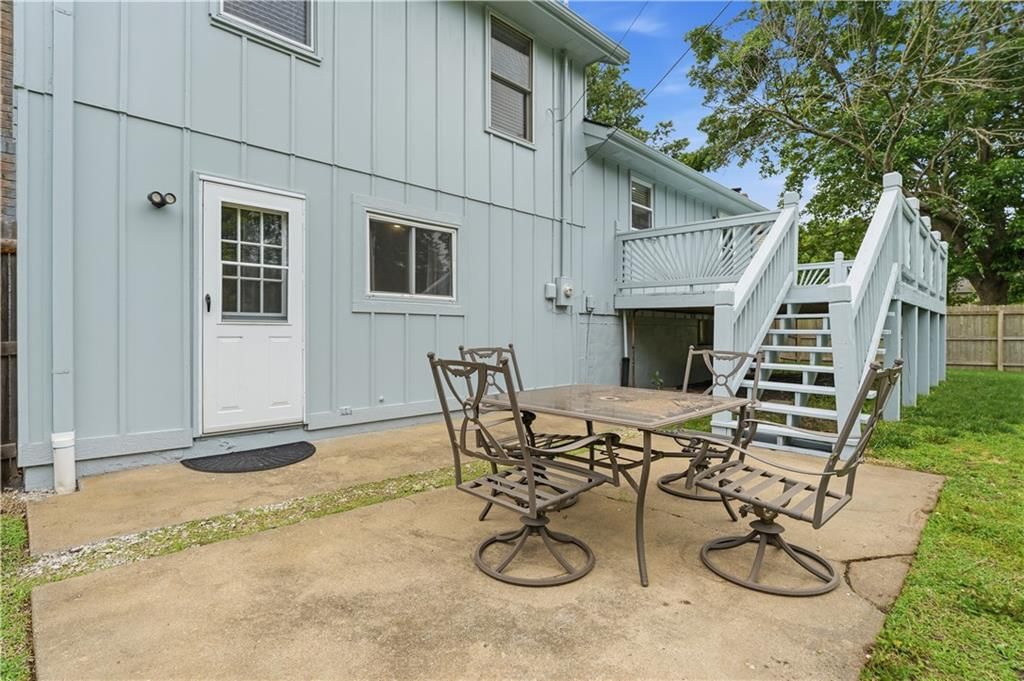 15132 S Locust Street — photo 34
