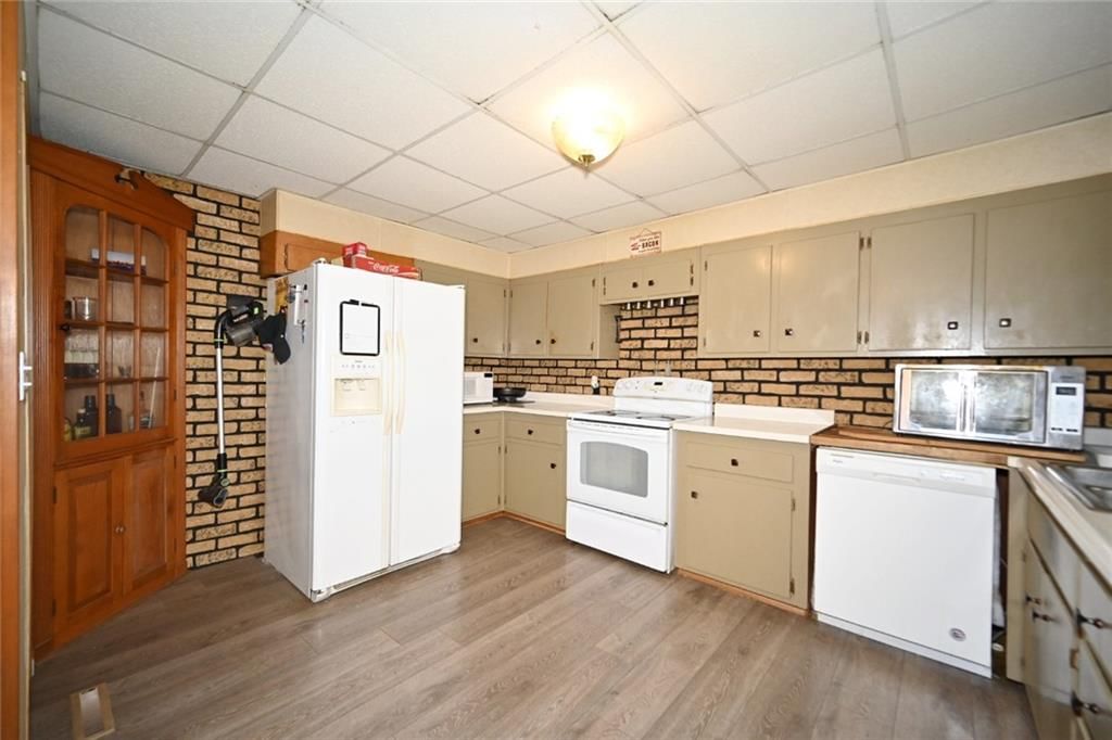 4053 N Askew Avenue — photo 5