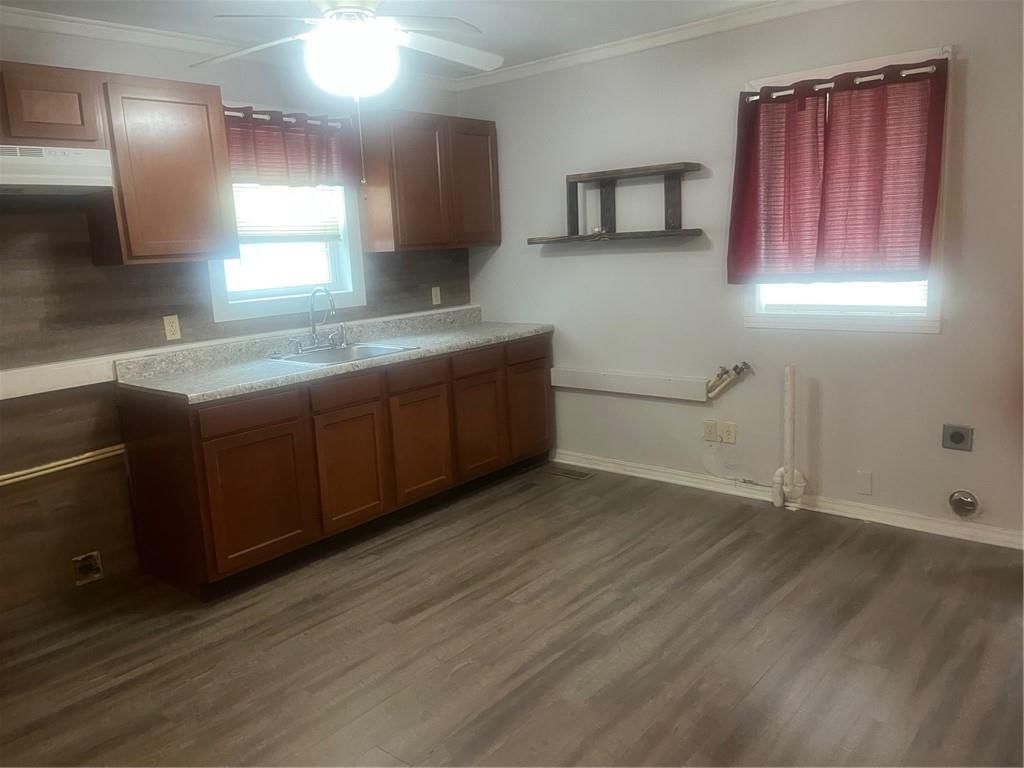1015-1017 N 6th Street — photo 5