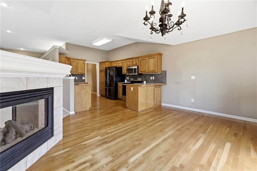 113 N Cedar Hills Street — photo 7