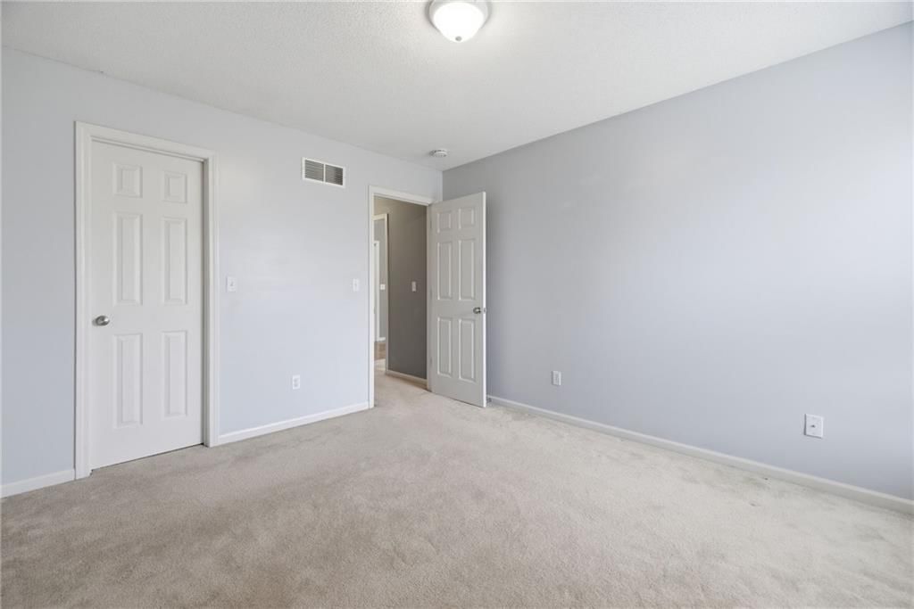 113 N Cedar Hills Street — photo 20