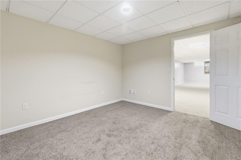 113 N Cedar Hills Street — photo 37