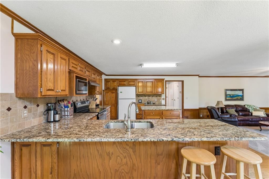 11429 S Northwood Circle — photo 13