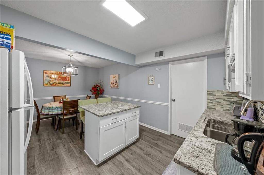 10104 W 96th Street — photo 12