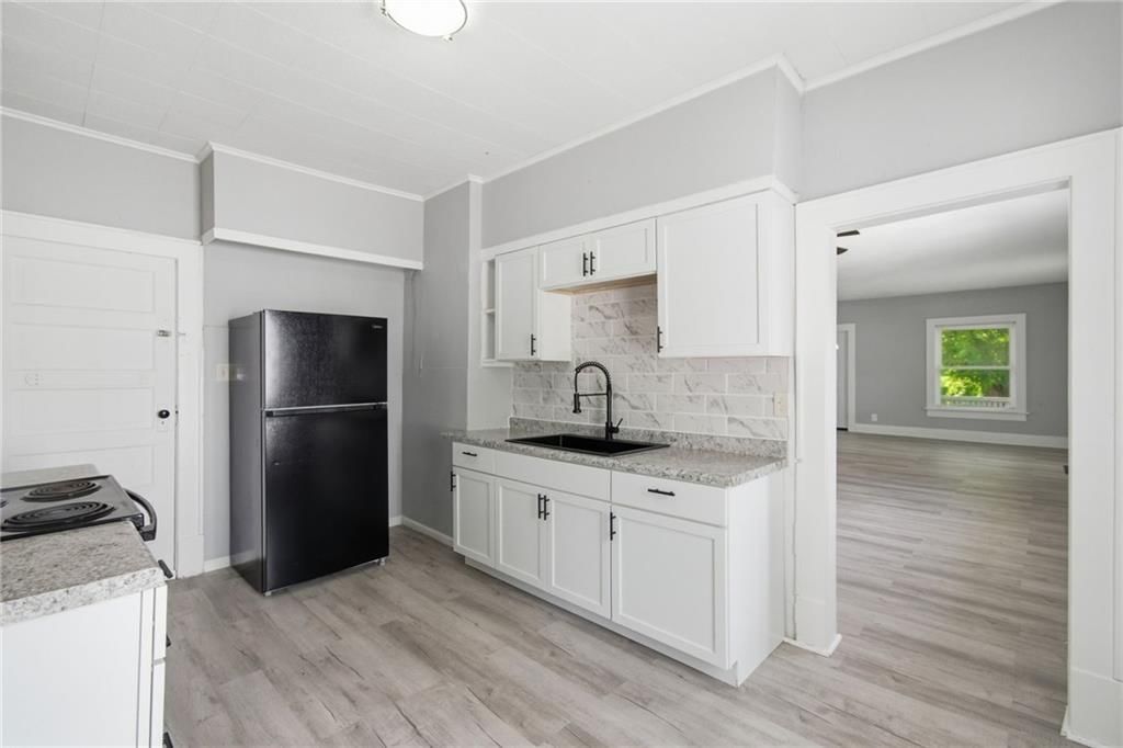 611 Arrow Street — photo 9