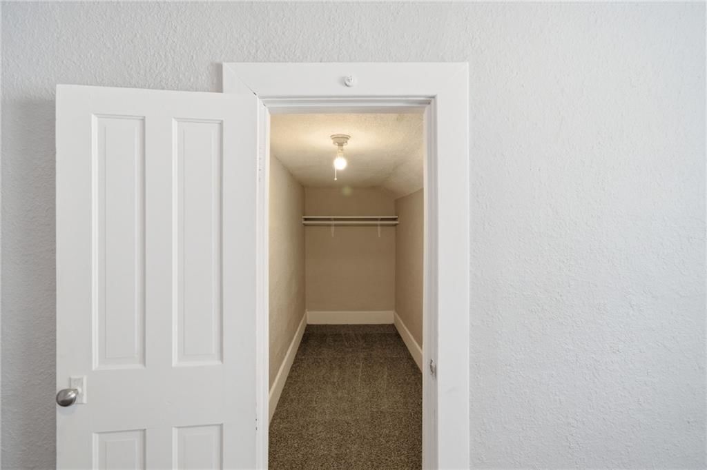 611 Arrow Street — photo 17