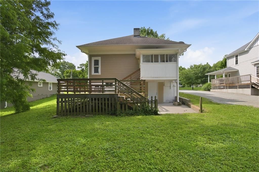 611 Arrow Street — photo 24