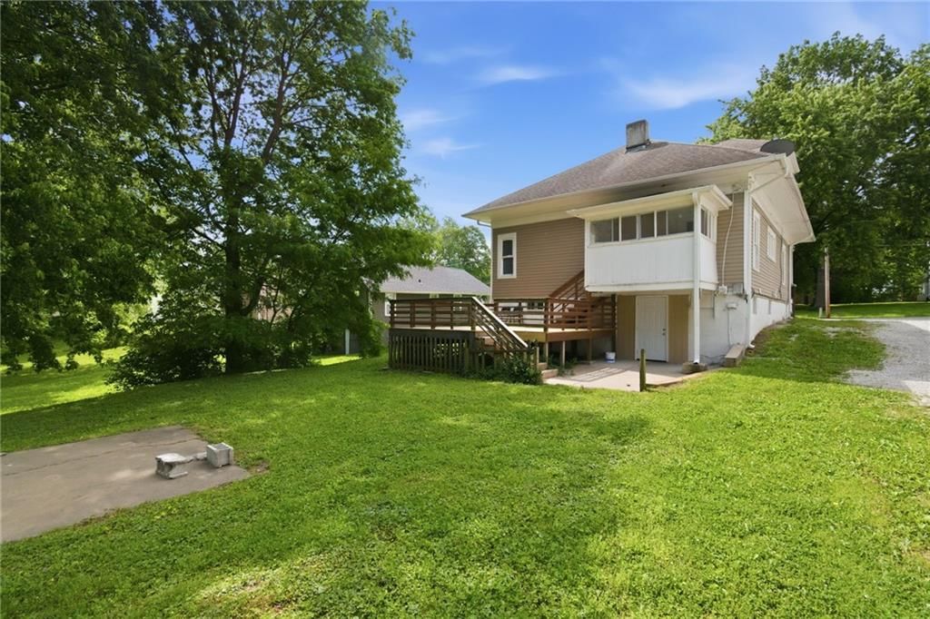 611 Arrow Street — photo 25
