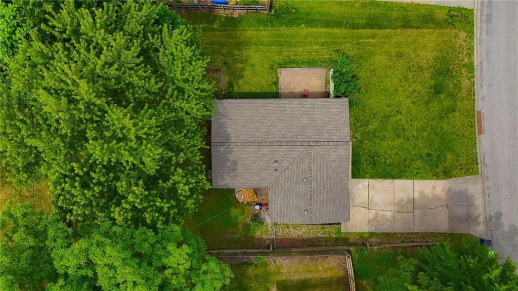 5706 N WOODLAND Avenue — photo 28