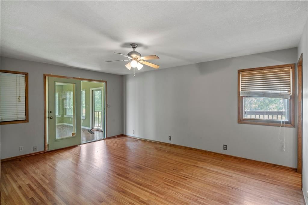 955 NW 131 Highway — photo 14