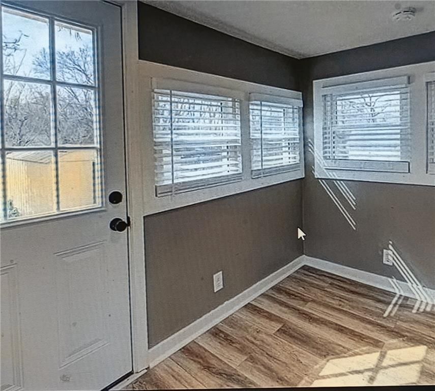 145 Richmond Street — photo 6
