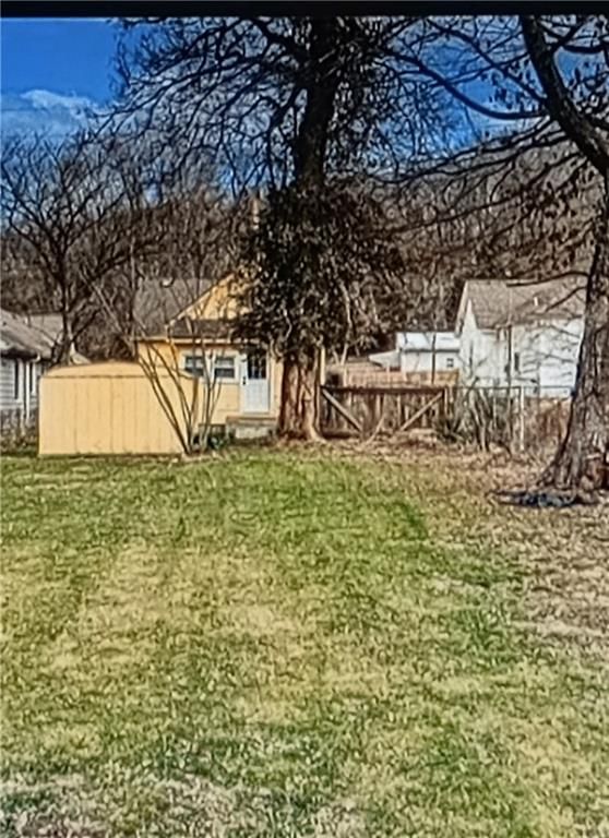 145 Richmond Street — photo 10
