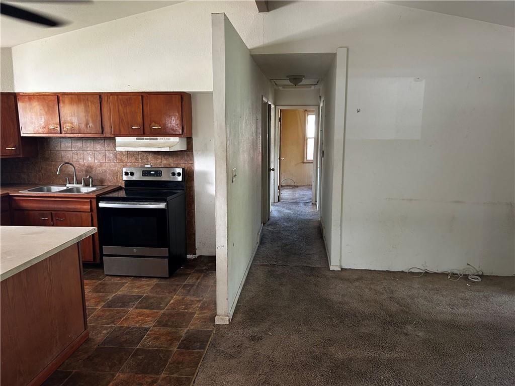 4920 E 40th Terrace — photo 5