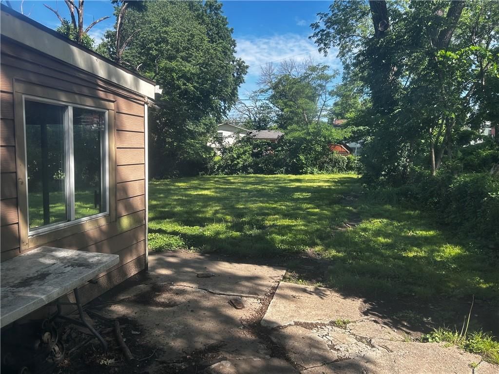 4920 E 40th Terrace — photo 13
