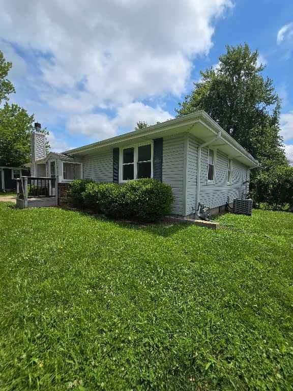 109 E Joy Street — photo 2